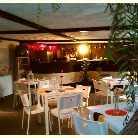 Casahotel Surlamer ベッド・アンド・ブレックファスト *